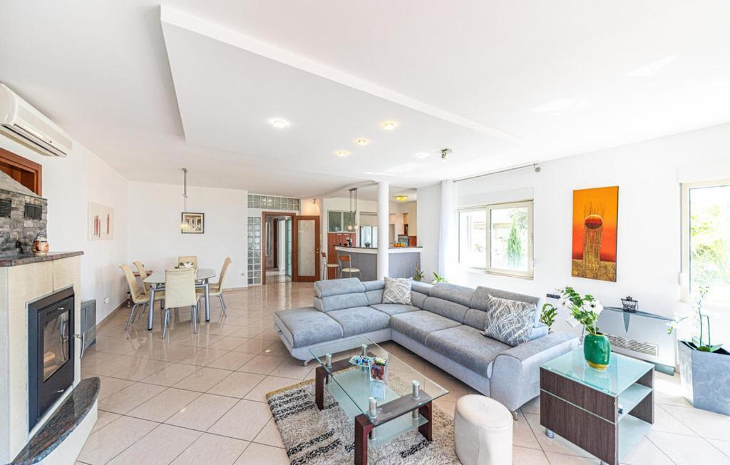 Luksuzna Villa Sa Privatnim Unutarnjim Bazenom Villa Garden Подстрана Екстериор снимка